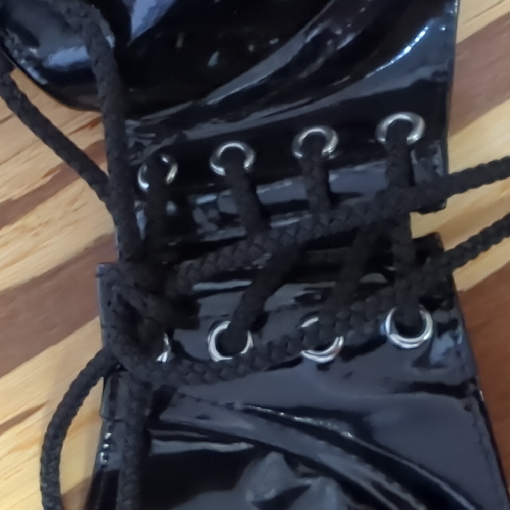 Allure Leather patent leather lace up bra NWT - Picture 3 of 3